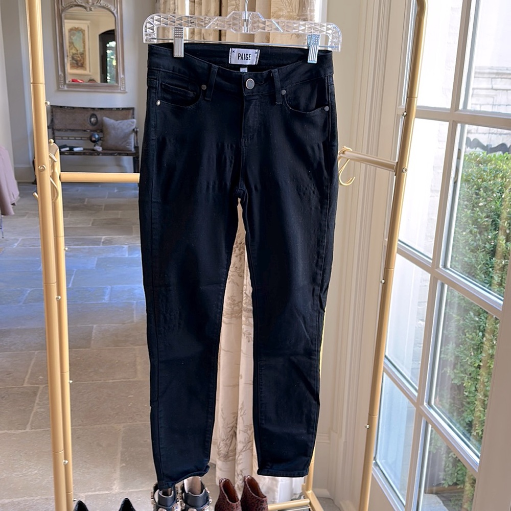 Paige Jeans, 25